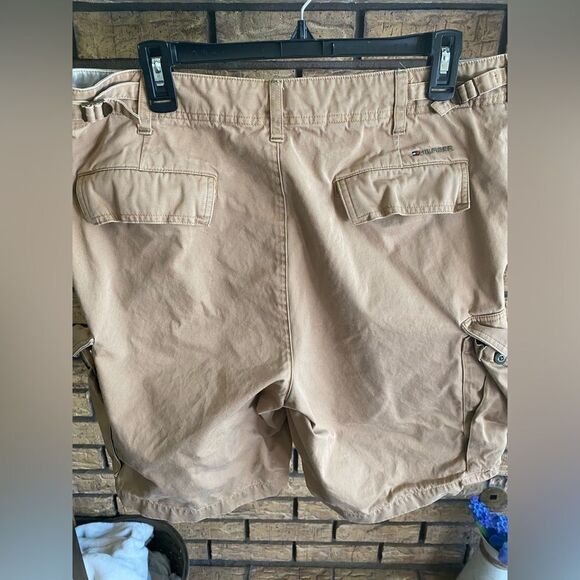 ‎Tommy Hilfiger cargo shorts - Picture 5 of 5